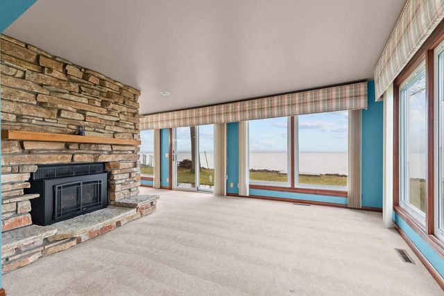 W7199 FIRELANE 2 LANE, Menasha, WI 54942