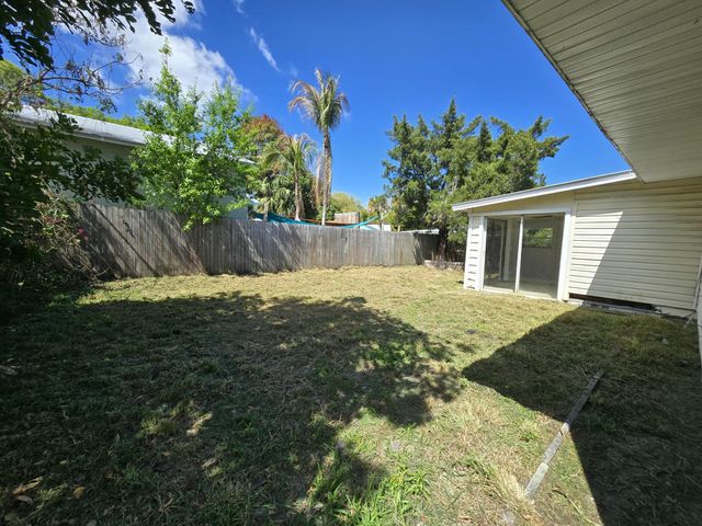 820 SW Palm City Road, Stuart, FL 34994