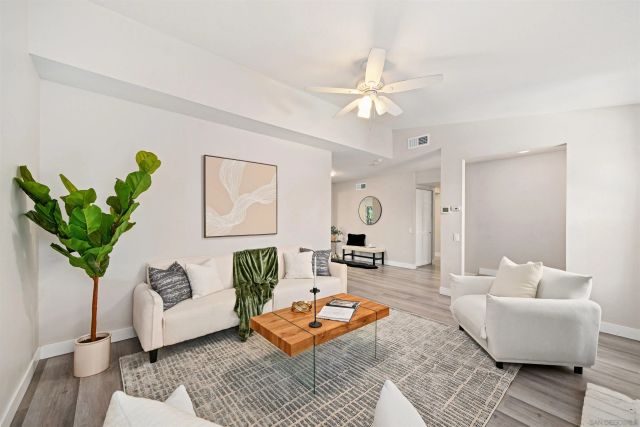 13133 Calle De Las Rosas, San Diego, CA 92129