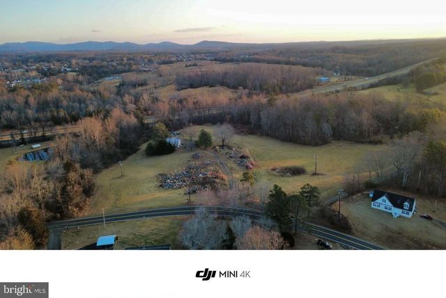 729 CELT RD, Stanardsville, VA 22973
