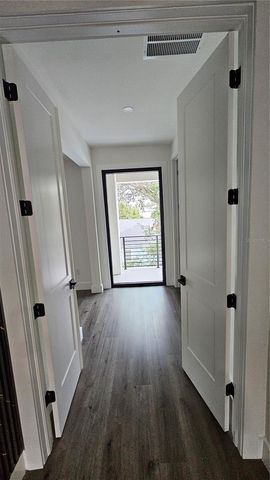 3207 S MANHATTAN AVENUE, Tampa, FL 33629