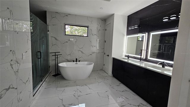 3207 S MANHATTAN AVENUE, Tampa, FL 33629