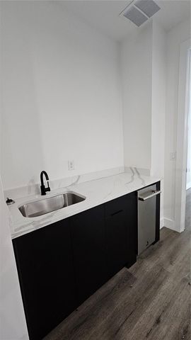 3207 S MANHATTAN AVENUE, Tampa, FL 33629