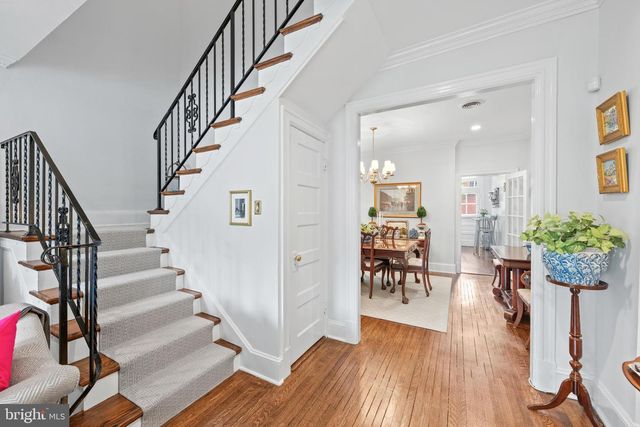 2219 HALL PL NW, Washington, DC 20007