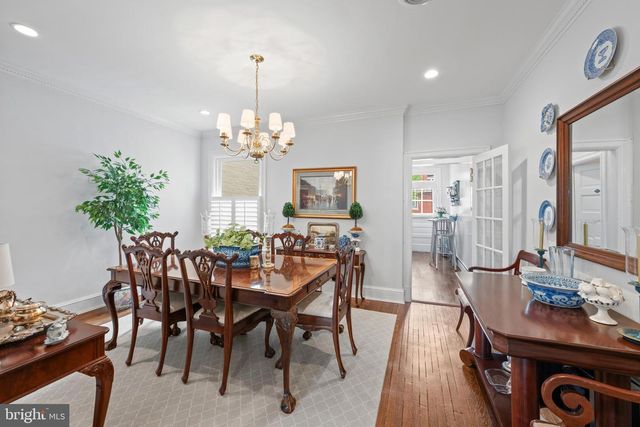 2219 HALL PL NW, Washington, DC 20007