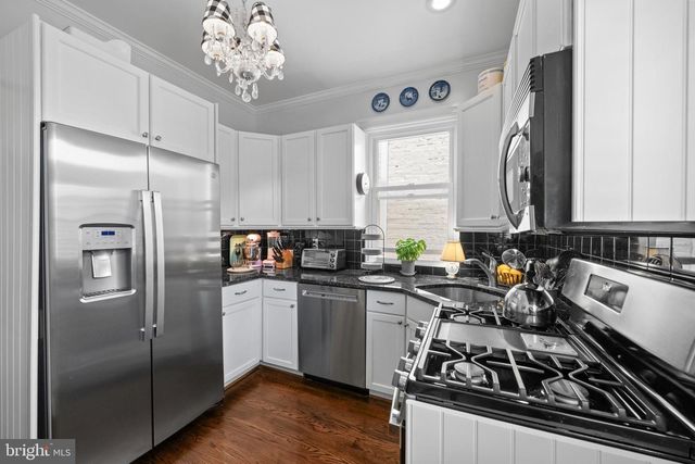 2219 HALL PL NW, Washington, DC 20007