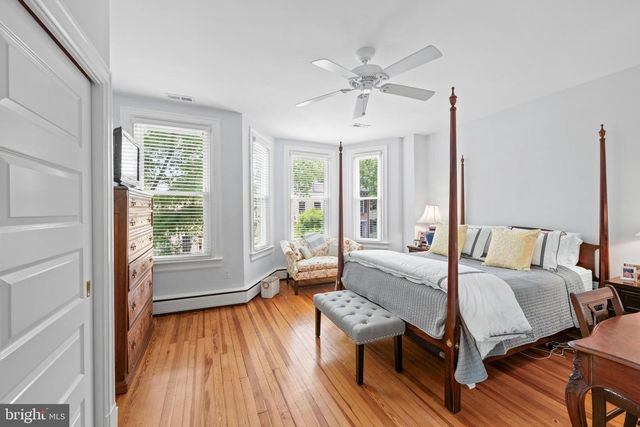 2219 HALL PL NW, Washington, DC 20007