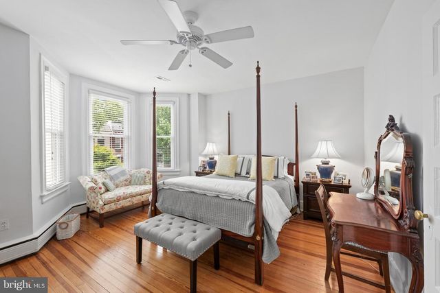 2219 HALL PL NW, Washington, DC 20007