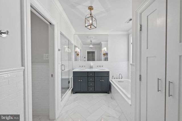 2219 HALL PL NW, Washington, DC 20007