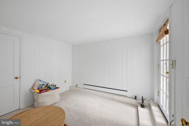 2219 HALL PL NW, Washington, DC 20007