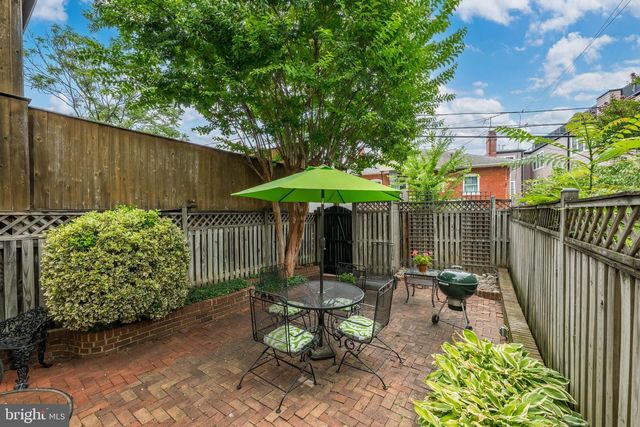 2219 HALL PL NW, Washington, DC 20007