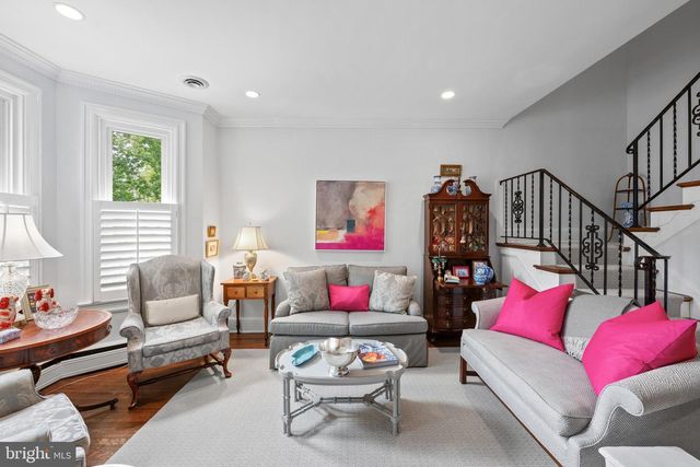 2219 HALL PL NW, Washington, DC 20007
