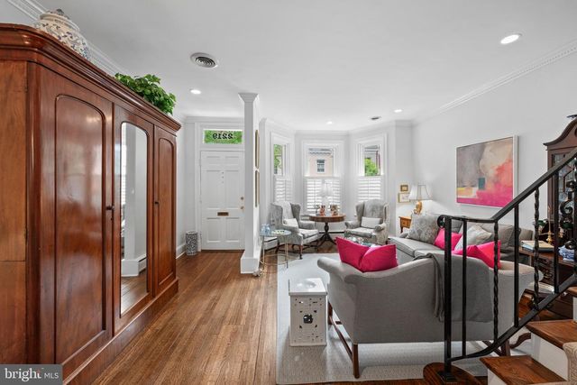 2219 HALL PL NW, Washington, DC 20007