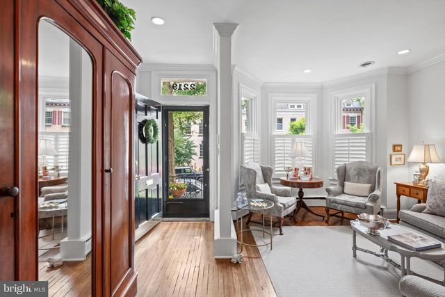 2219 HALL PL NW, Washington, DC 20007