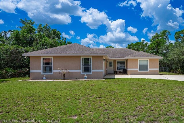 308 Cardinal Avenue, Sebring, FL 33870