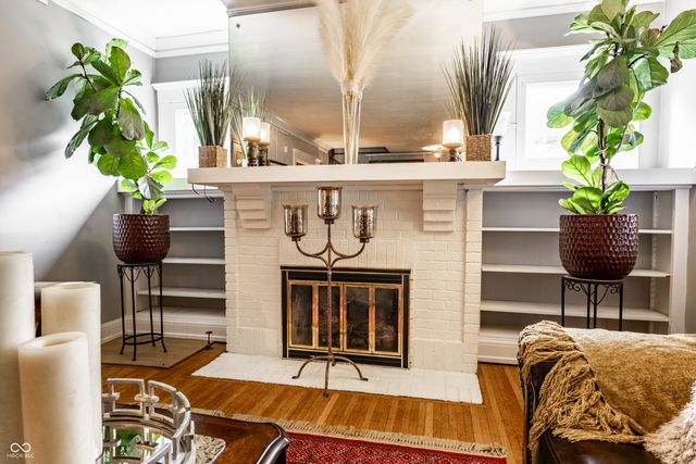 675 Woodruff Place West Drive, Indianapolis, IN 46201