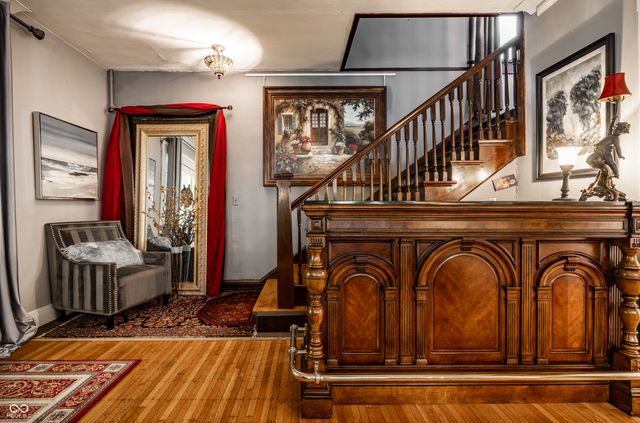 675 Woodruff Place West Drive, Indianapolis, IN 46201