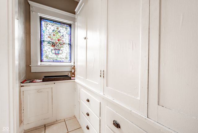 675 Woodruff Place West Drive, Indianapolis, IN 46201