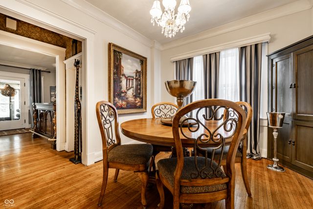 675 Woodruff Place West Drive, Indianapolis, IN 46201