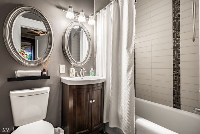 675 Woodruff Place West Drive, Indianapolis, IN 46201