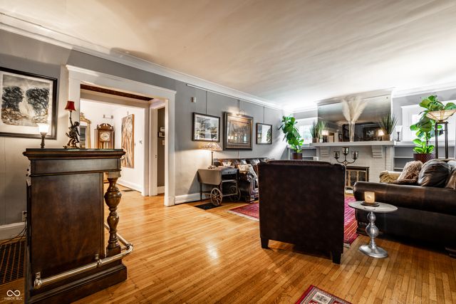 675 Woodruff Place West Drive, Indianapolis, IN 46201