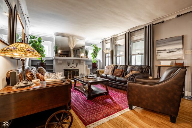 675 Woodruff Place West Drive, Indianapolis, IN 46201