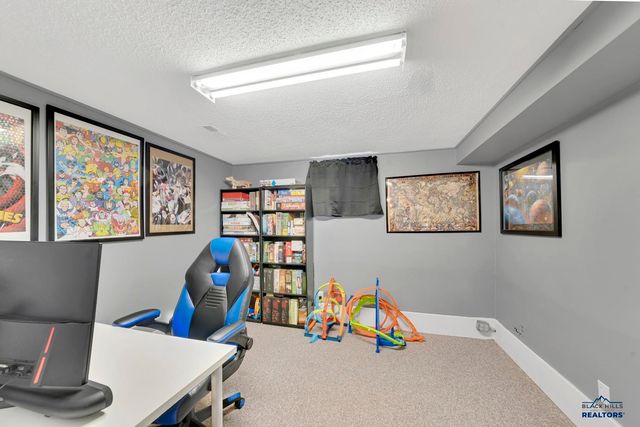2337 JANET ST, Rapid City, SD 57702