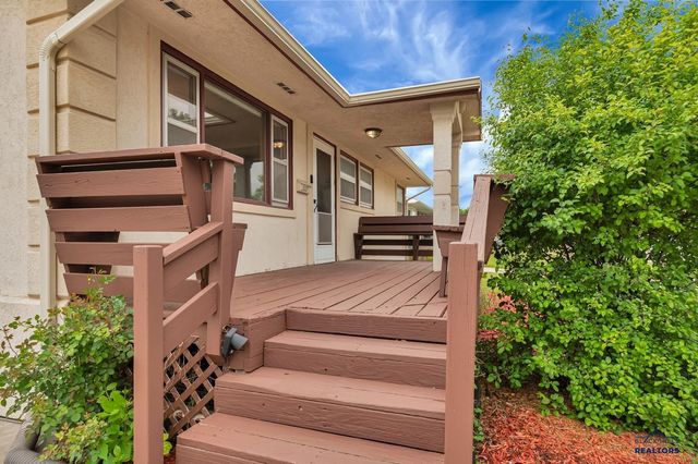 2337 JANET ST, Rapid City, SD 57702