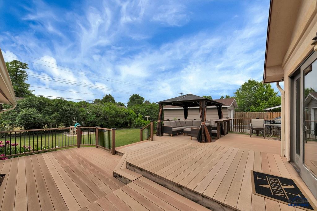 2337 JANET ST, Rapid City, SD 57702