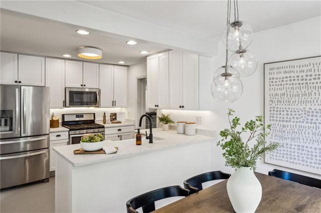 2129 Arlington NE Avenue, Atlanta, GA 30324