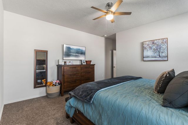 53 Tome Vista Drive, Los Lunas, NM 87031