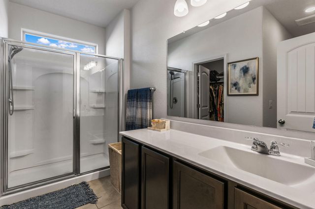 53 Tome Vista Drive, Los Lunas, NM 87031