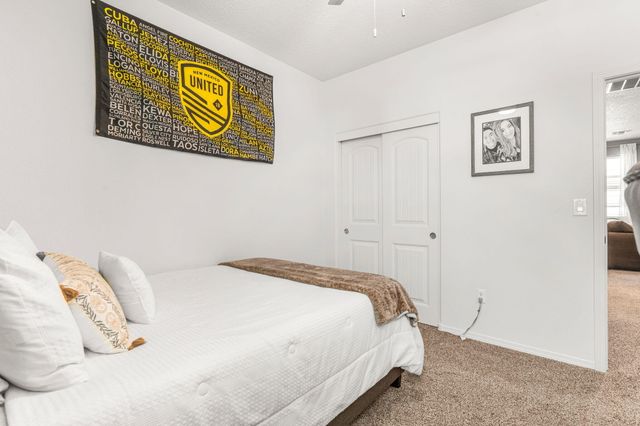 53 Tome Vista Drive, Los Lunas, NM 87031