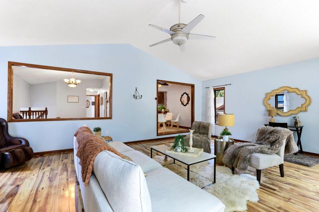 13229 Court Place, Burnsville, MN 55337