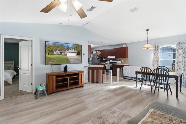 786 N Dugan Avenue, Inverness, FL 34453