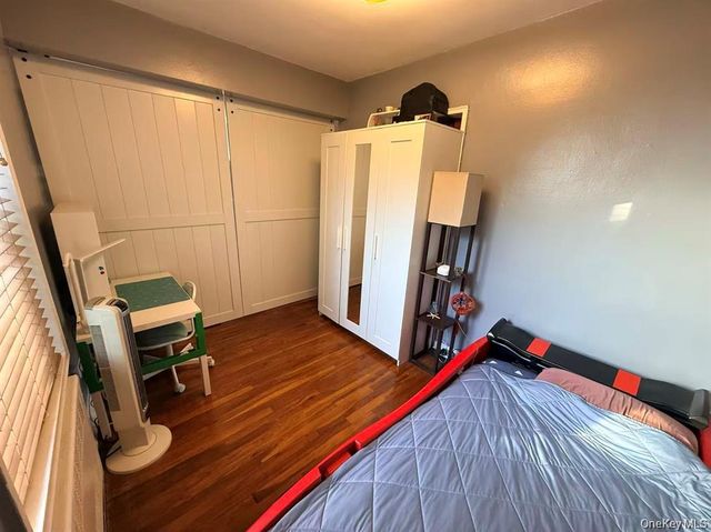 224-24 Union Tpke 4N, Oakland Gardens, NY 11364