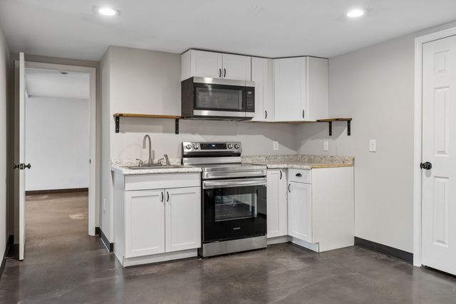 330 Alta Loma Rd, Goodlettsville, TN 37072