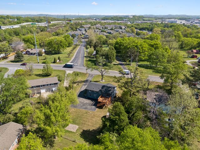 330 Alta Loma Rd, Goodlettsville, TN 37072