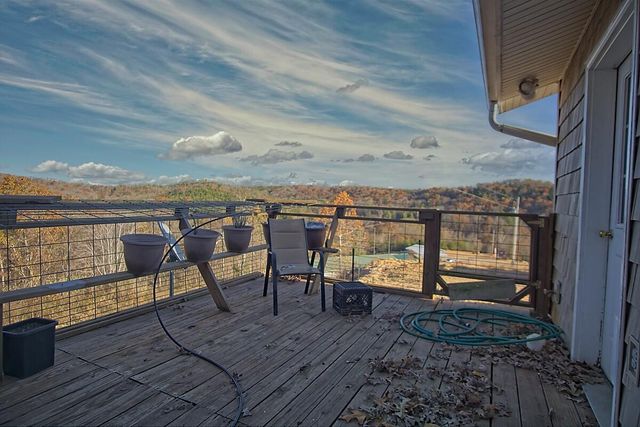 20407 Thunder Ridge Road, Eminence, MO 65466