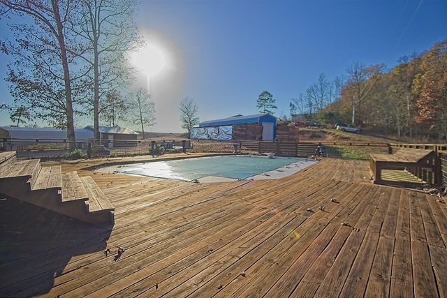 20407 Thunder Ridge Road, Eminence, MO 65466