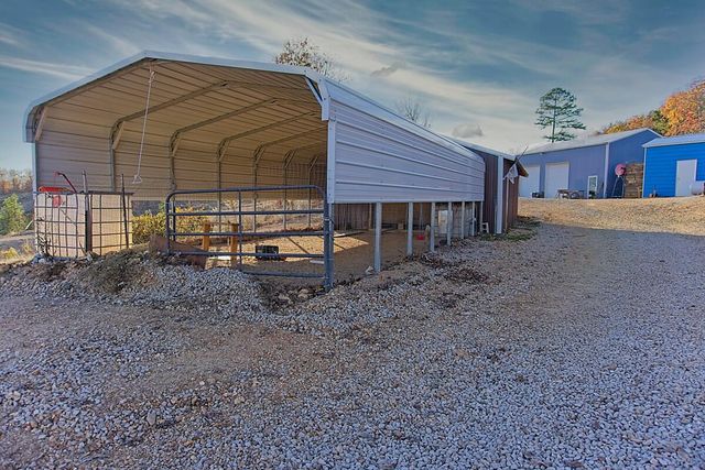 20407 Thunder Ridge Road, Eminence, MO 65466