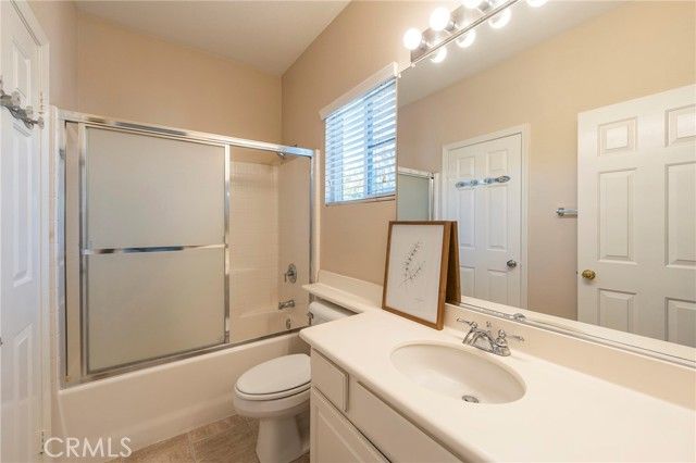 7676 Park Bay Drive, Huntington Beach, CA 92648