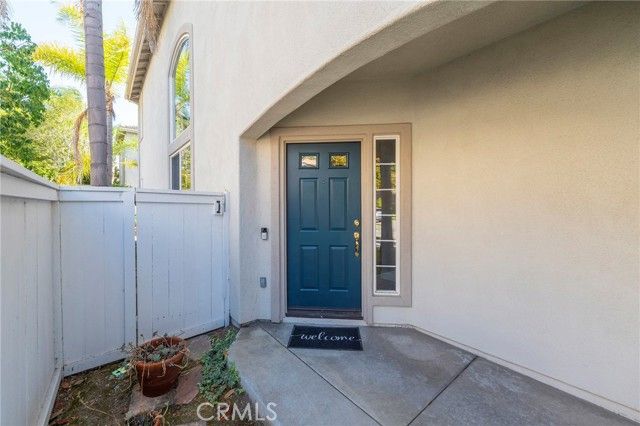 7676 Park Bay Drive, Huntington Beach, CA 92648