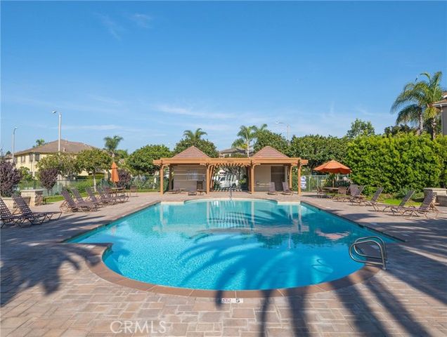7676 Park Bay Drive, Huntington Beach, CA 92648