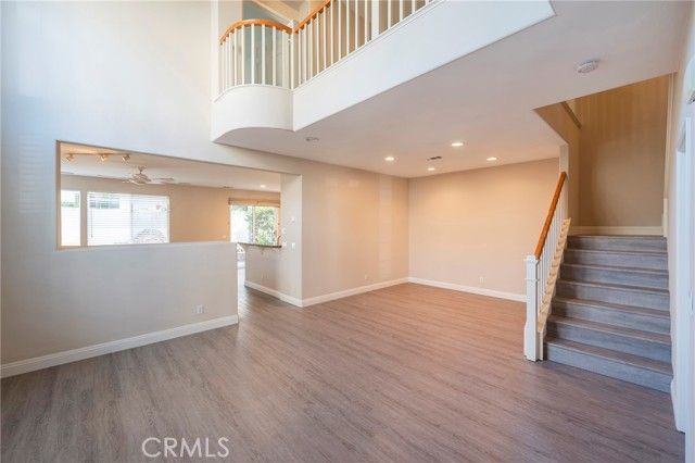 7676 Park Bay Drive, Huntington Beach, CA 92648