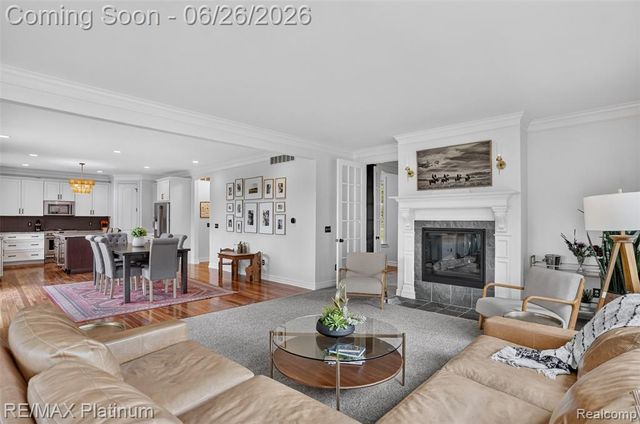 201 Mystic Meadows Court, Howell, MI 48843