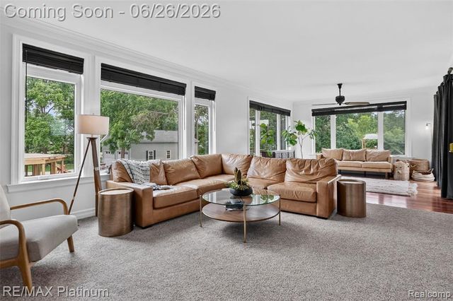 201 Mystic Meadows Court, Howell, MI 48843
