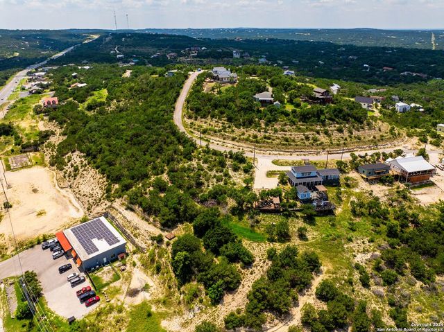 607 Lexington Pass, Canyon Lake, TX 78133