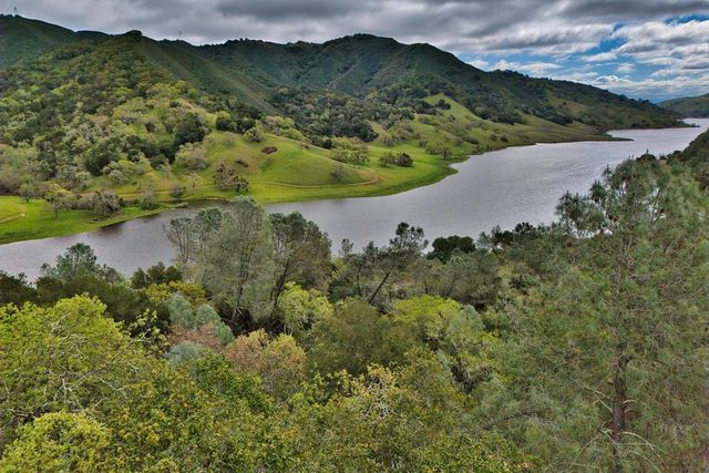 15805 Uvas Road, Morgan Hill, CA 95037