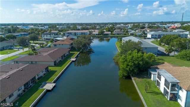 626 SE 13th PL, Cape Coral, FL 33990